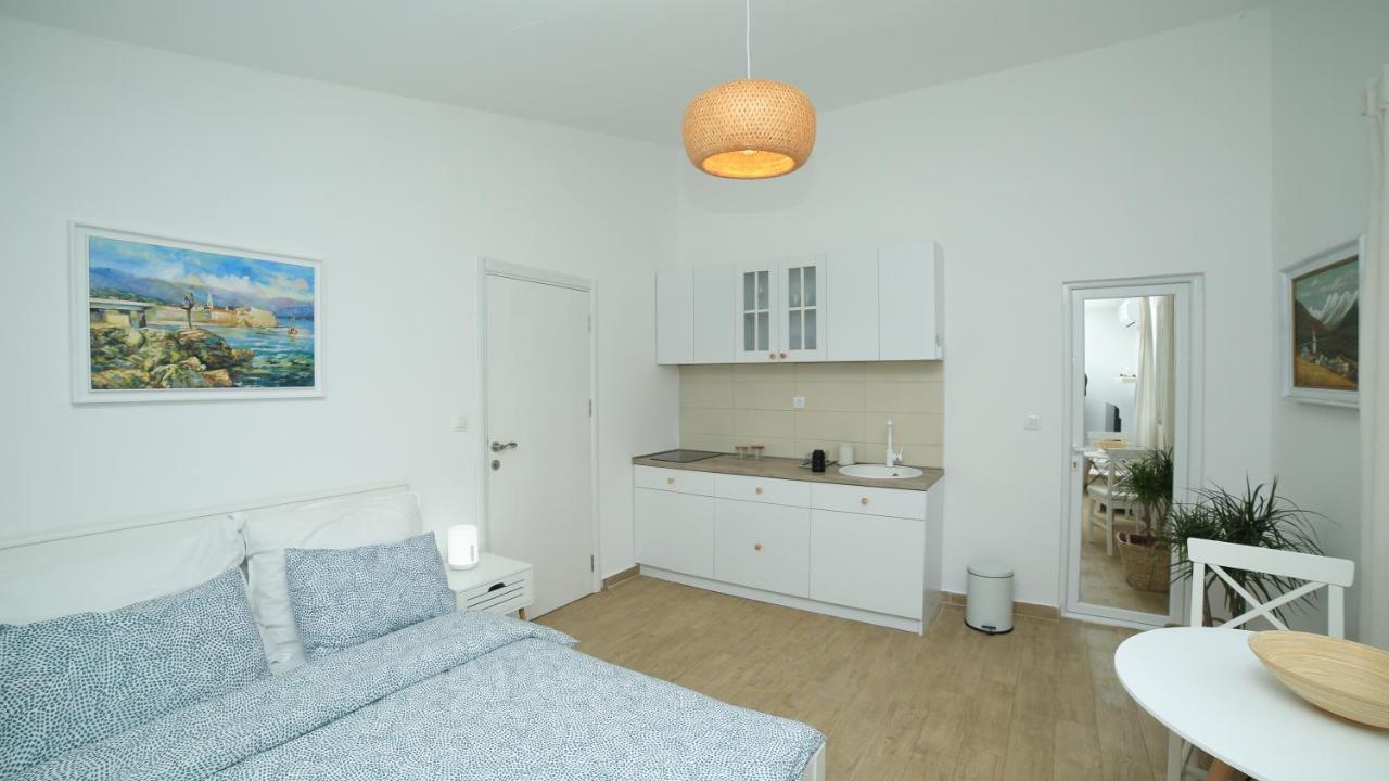 Plamenatz Studio Apartments Virpazar Exterior foto