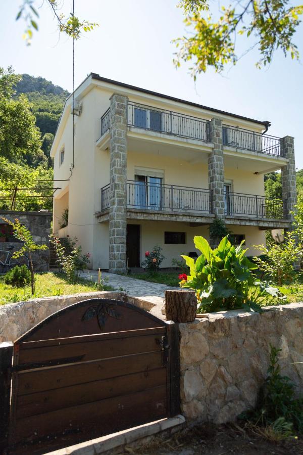 Plamenatz Studio Apartments Virpazar Exterior foto