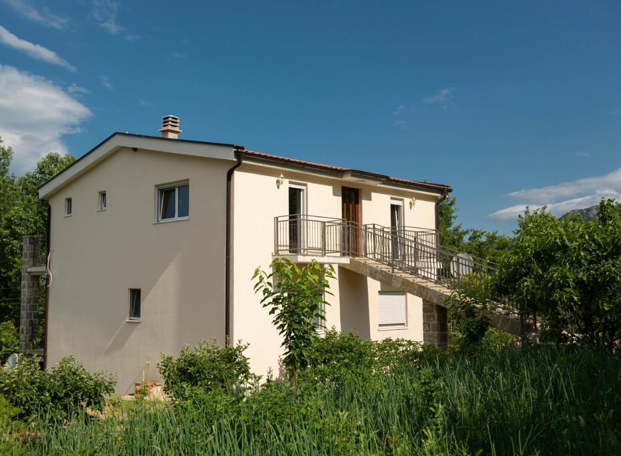 Plamenatz Studio Apartments Virpazar Exterior foto